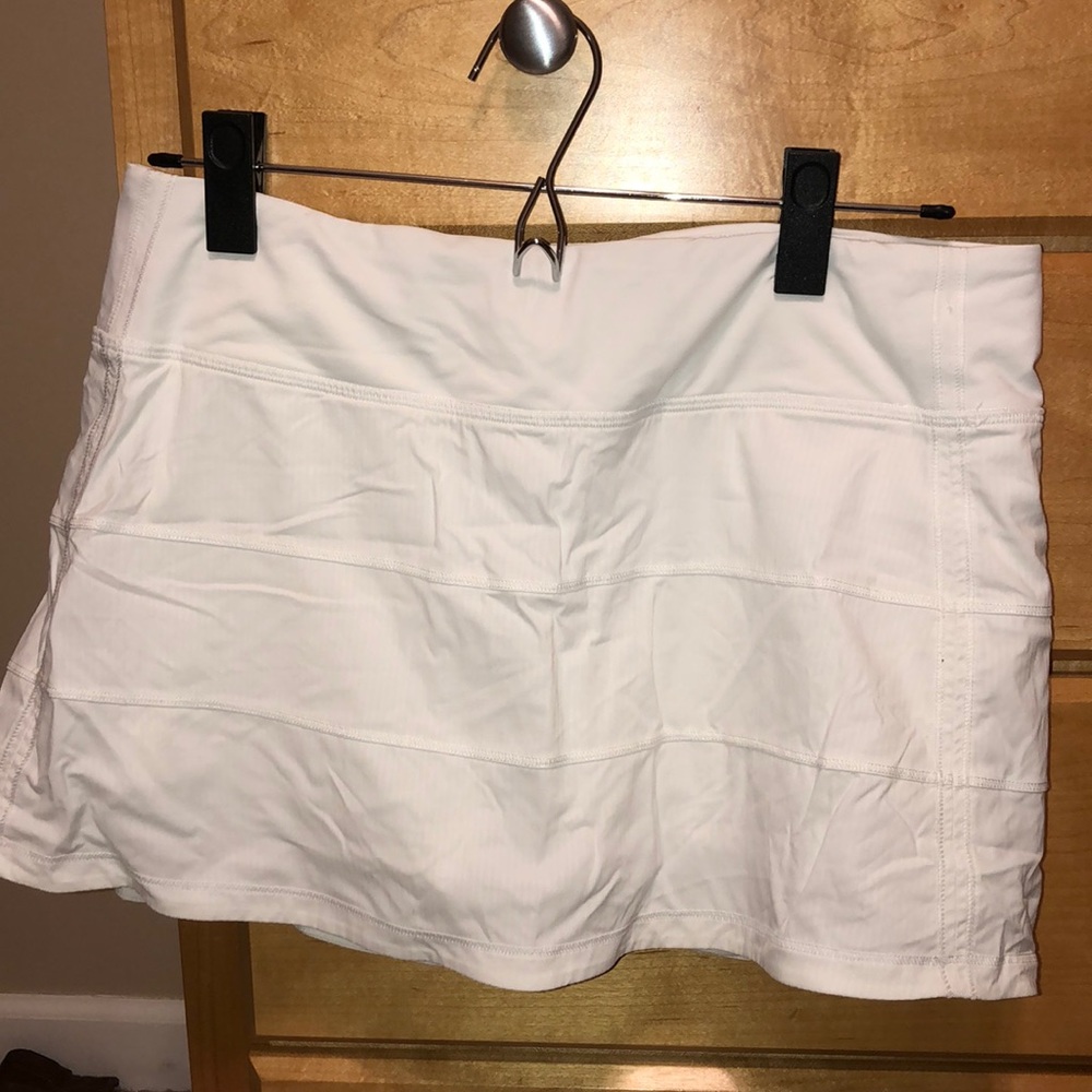 lululemon white tennis skirt
